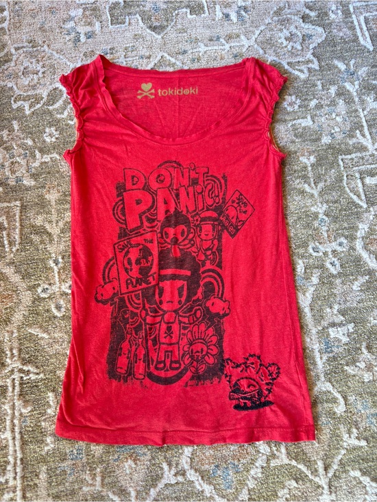 tokidoki Tops - tokidoki Rare Red Sleeveless Graphic 'Don't Panic' Tank